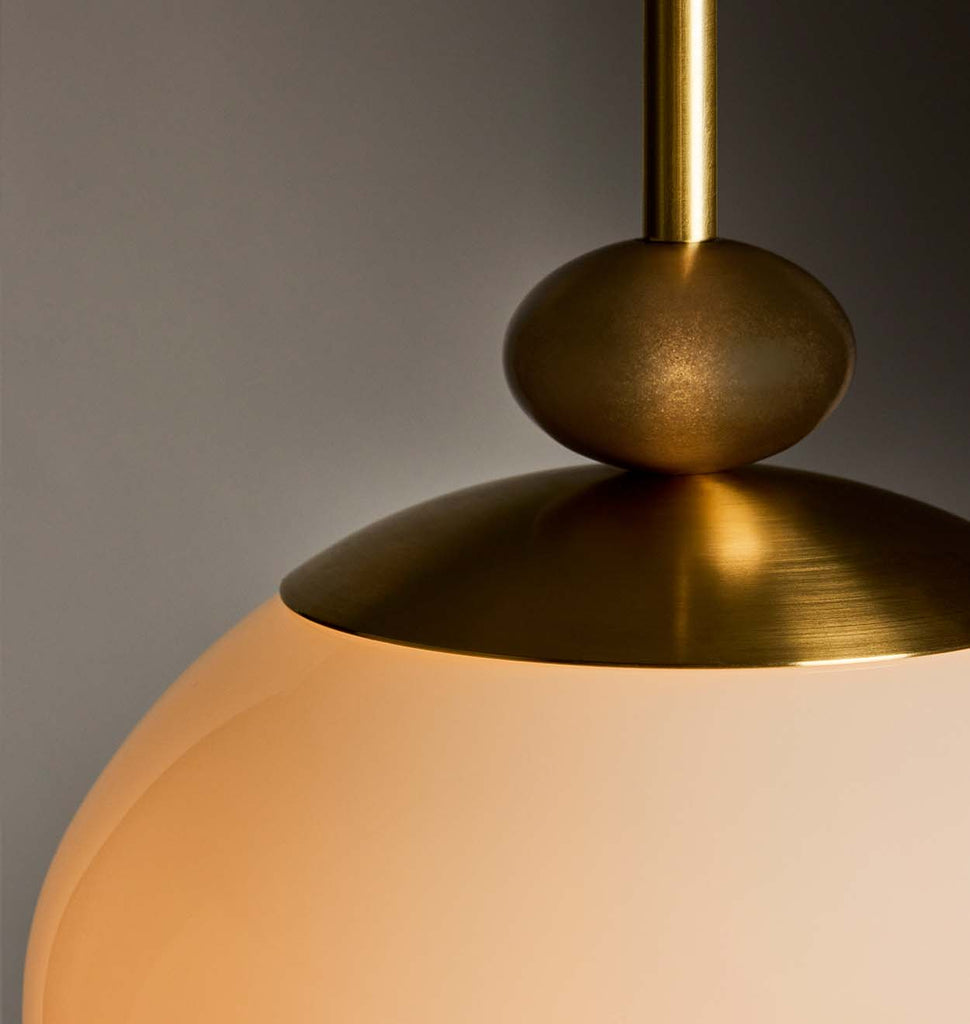 The Roll & Hill Pendant