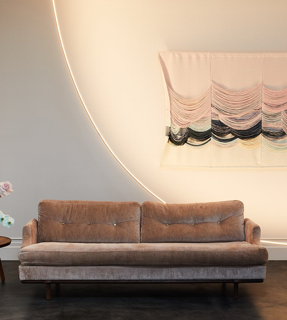 05 - Ceiling to Wall (Black)