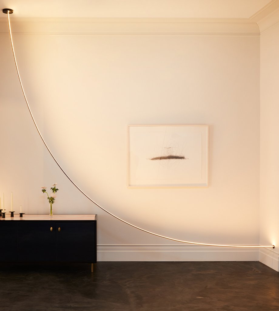 05 - Ceiling to Wall (Black)