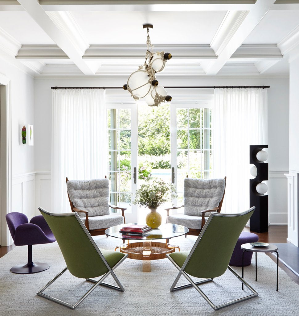 Chandelier - 1 Lg, 2 Sm Bubbles, 5 Barnacles (Natural/Opal) — Amangansett, New York. Interior by Timothy Brown. Image by Joshua McHugh