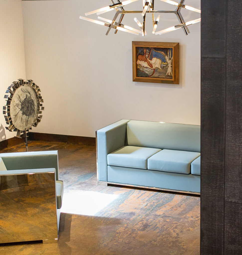 03 - 24 Lights (Polished nickel/Straight-cut glass) The Future Perfect, New York