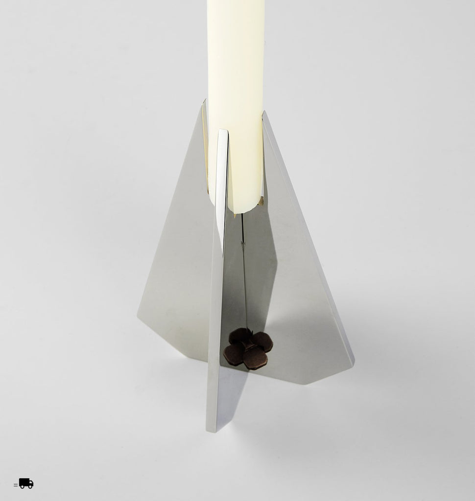 Detail (Polished nickel)