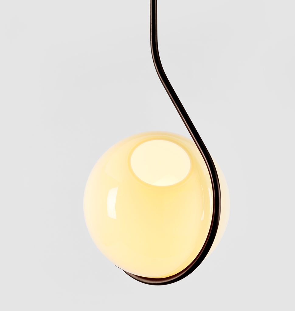 Pendant (Bronze/Cream)