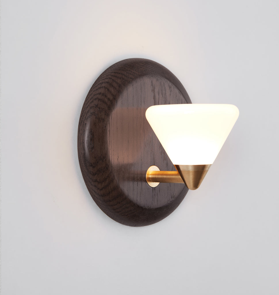 Sconce (Oxidized oak/Brushed brass)